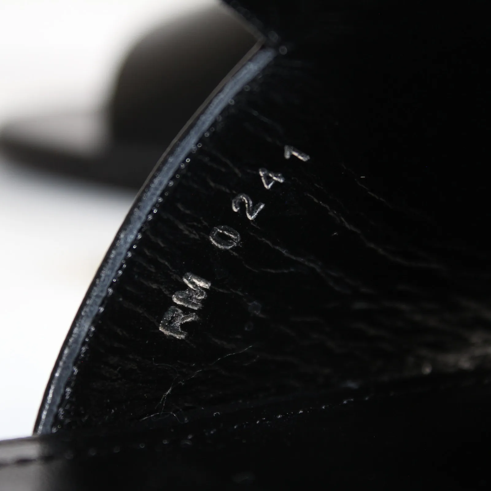 New Givenchy 4G Black Leather Silver Logo Slides - Image 12