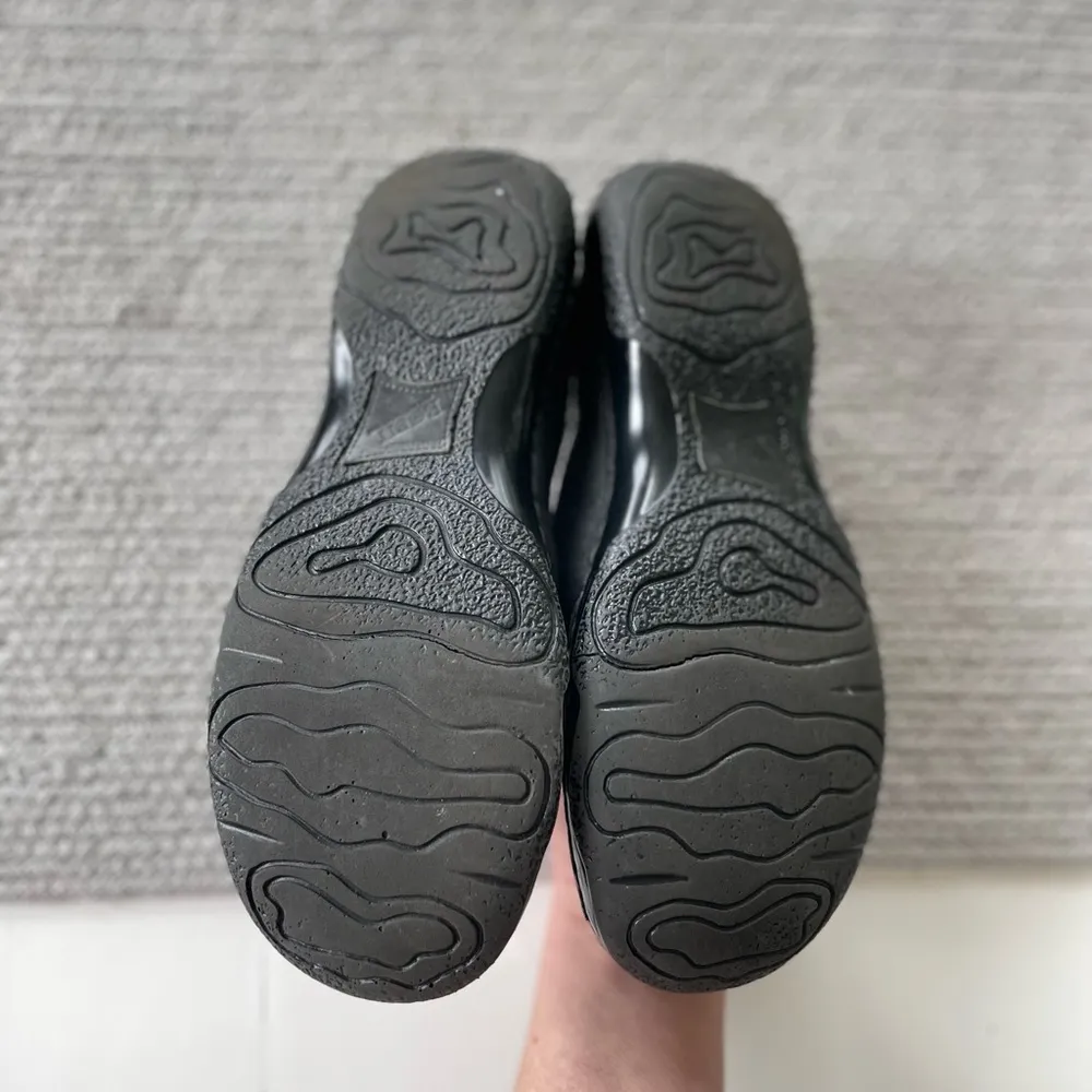 Born Black Strappy Ballet Flats Padded Insole Size 6 - Image 7