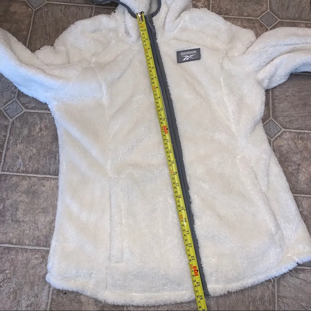 NEW! Reebok Cream Fleece Fuzzy Zip Jacket w/ Hood NWT - Image 10