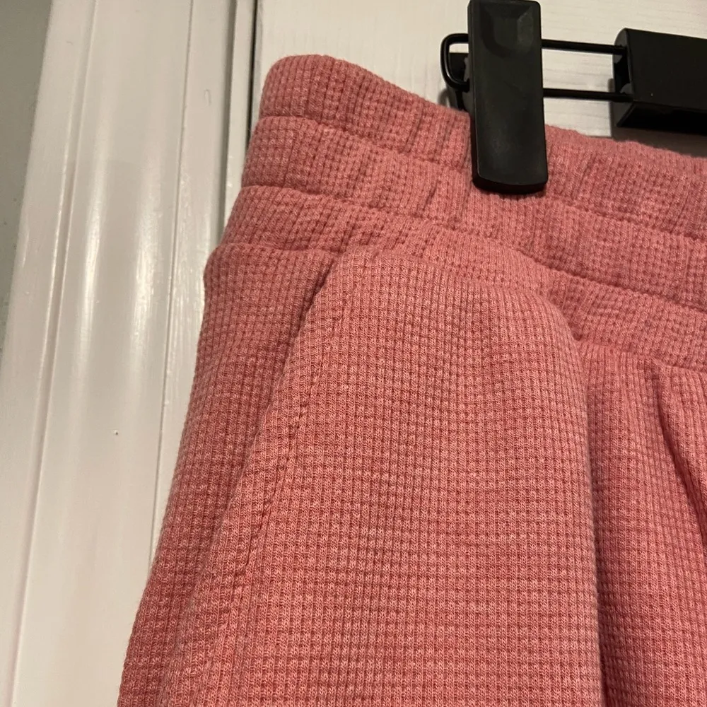 NWOT Old Navy Size L Pink Waffle Knit Elastic Waist Joggers Soft Lounge Pants - Image 3