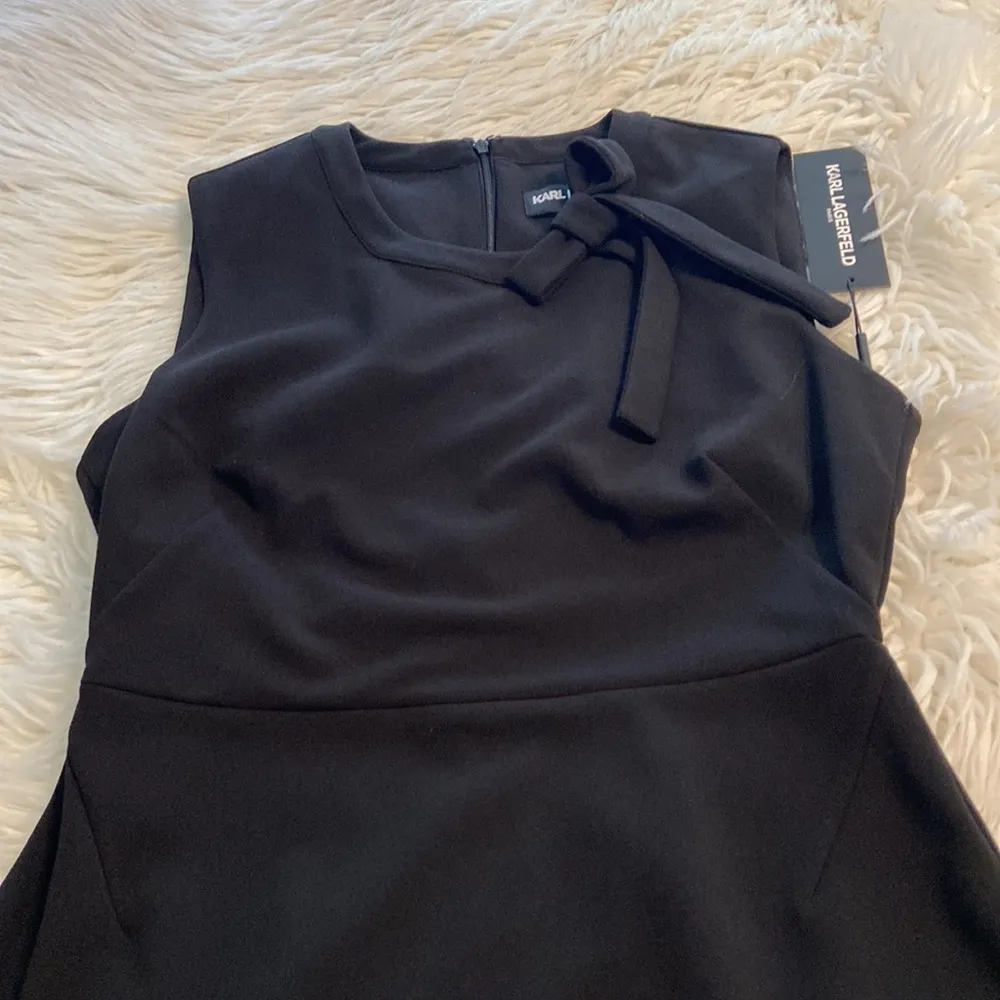 Karl Lagerfeld Black Dress size 6 length 40” bust 30” so beautiful brand new - Image 10