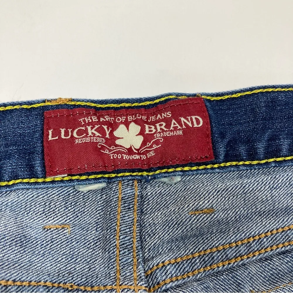 Lucky Brand | Beachcomber Bermuda Shorts 5-Pocket Faded Denim 10 - Image 3