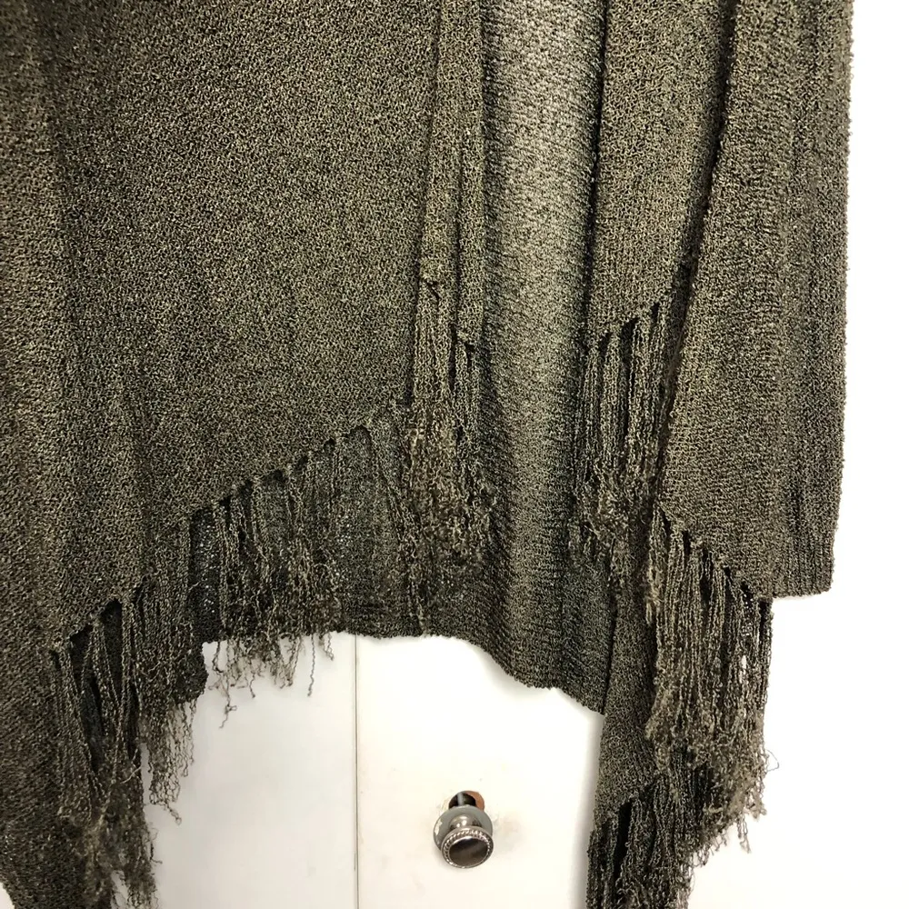 Chico’s Knit Fringe Hem Cardigan Green - Image 4