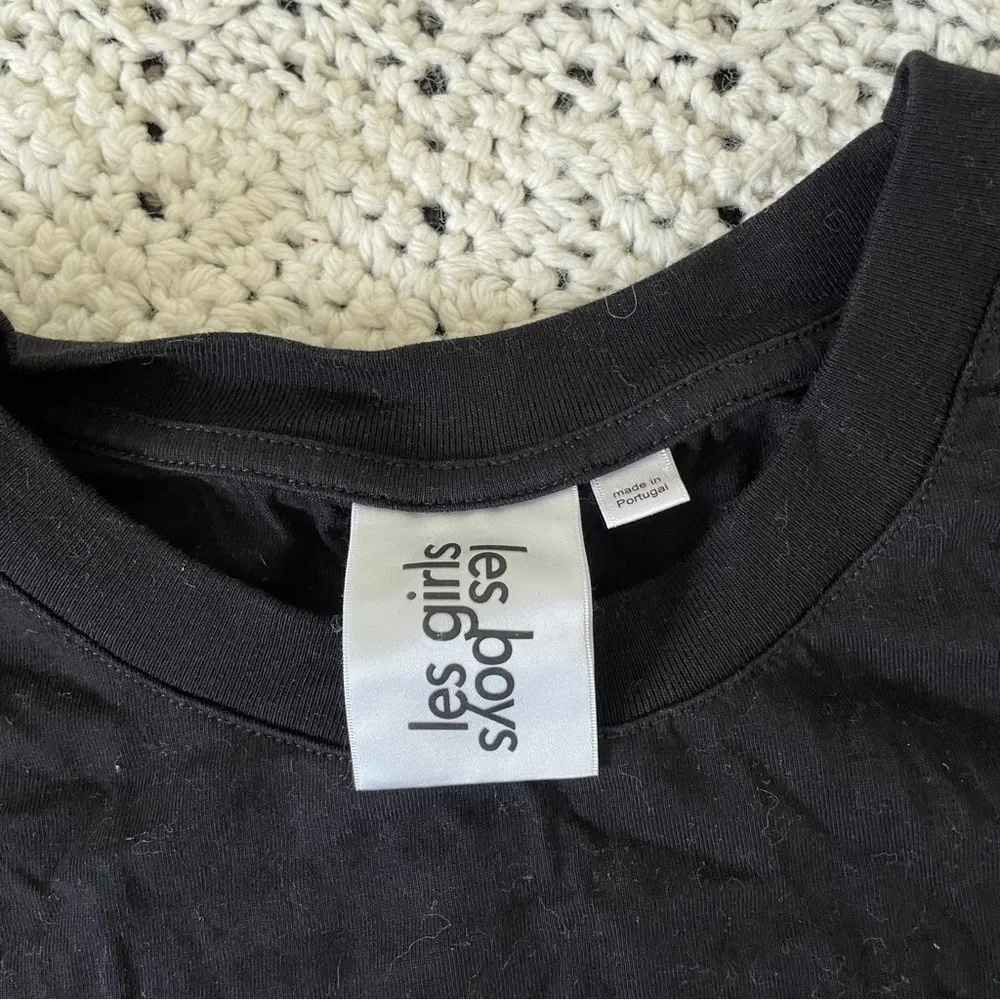 Les Girls Les Boys Cropped Boxy Drawstring T - Image 3