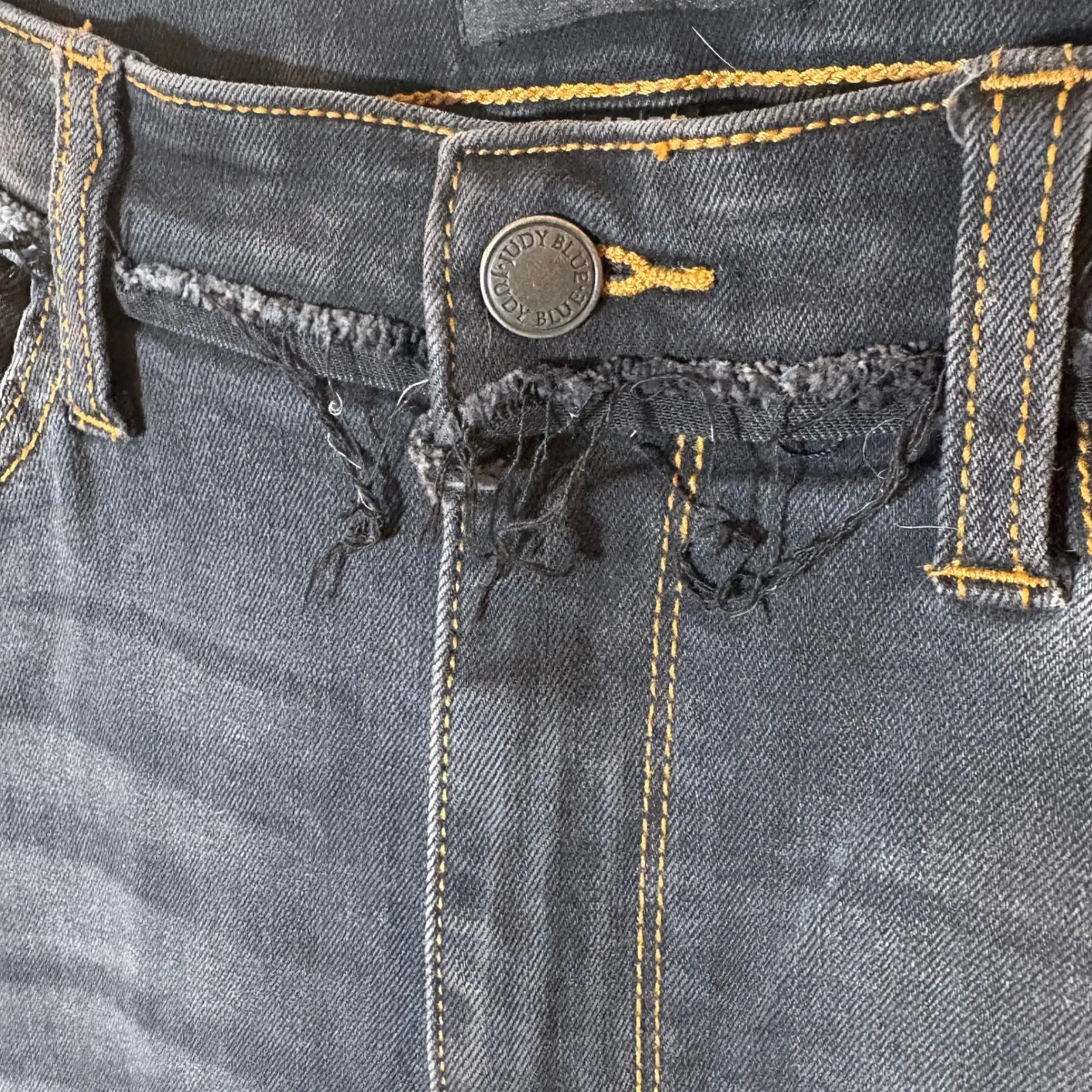 Judy Blue Slim Bootcut Jeans Faded Washed Black Distressed Hem Size 13/31 - Image 4