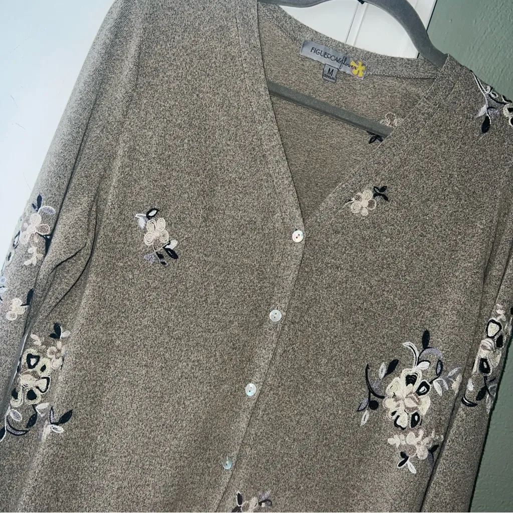 Fig & Flower Duster - Image 6