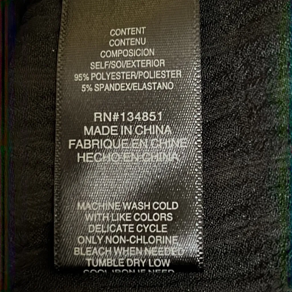 WAYF Long Sleeve Crop Top - Image 9