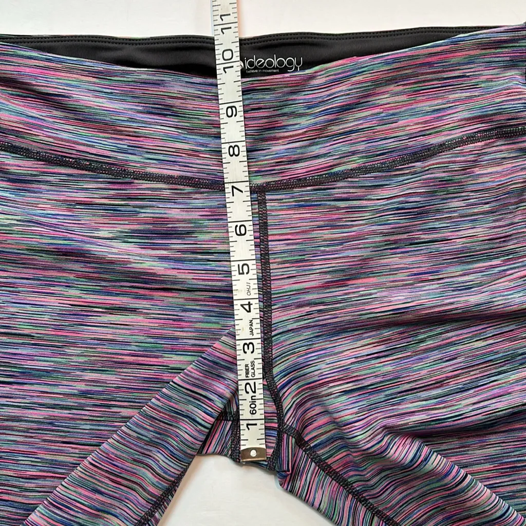 Ideology athletic pink and multi colored space dye cropped leggings Size Medium - Image 4