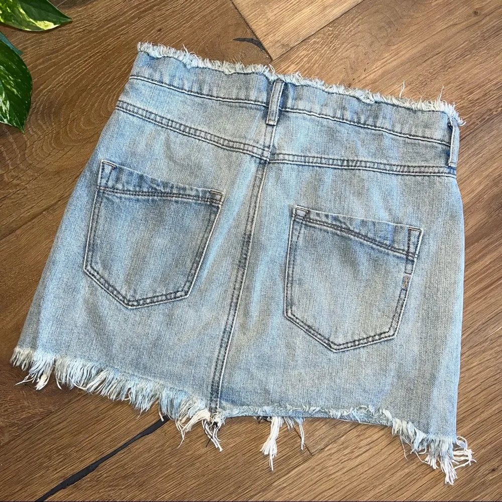 Express Straight Mini Denim Skirt Mid Rise Destroyed - Image 4