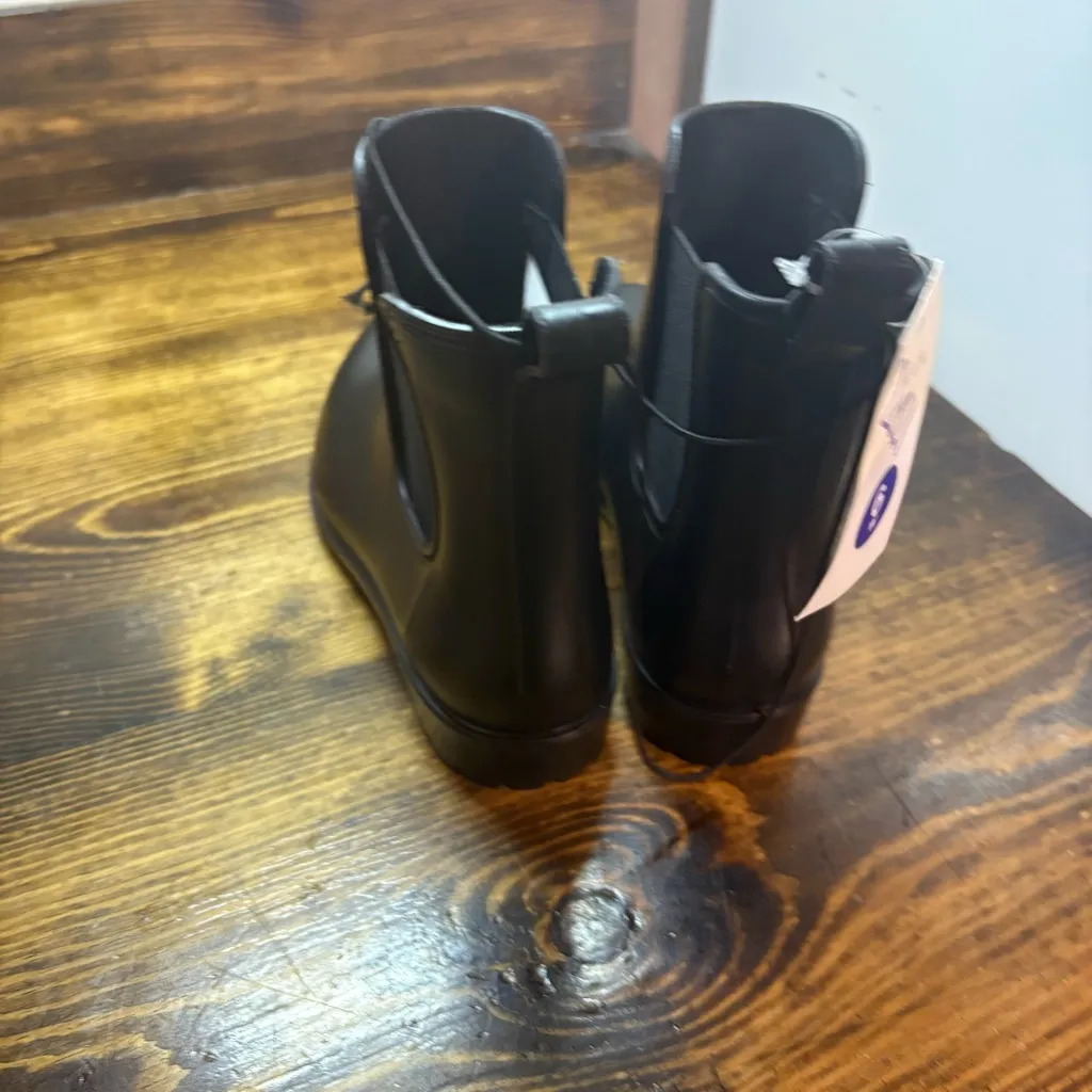 A New Day Black Rain Boots Size 6W - Image 6
