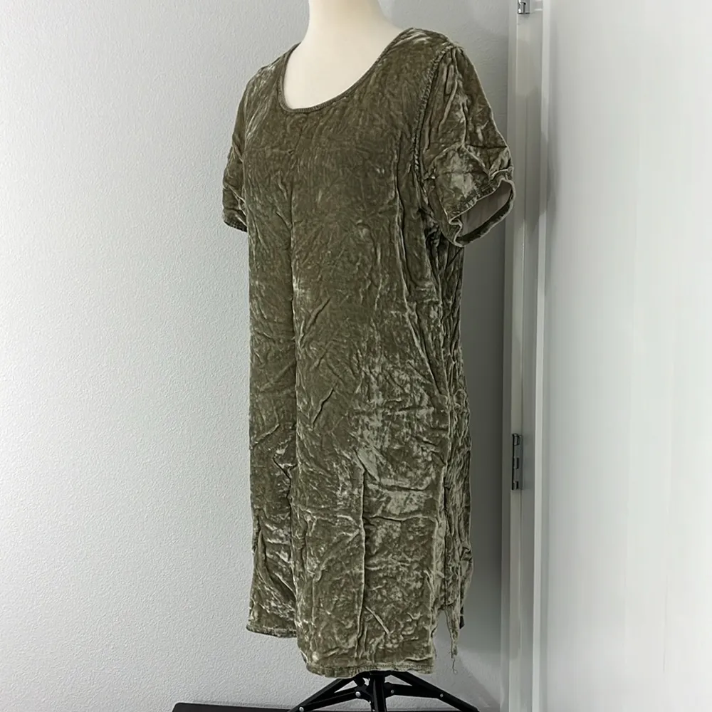 J. Jill Medium Olive Green Crushed Velvet Short Sleeve Dress - Image 8