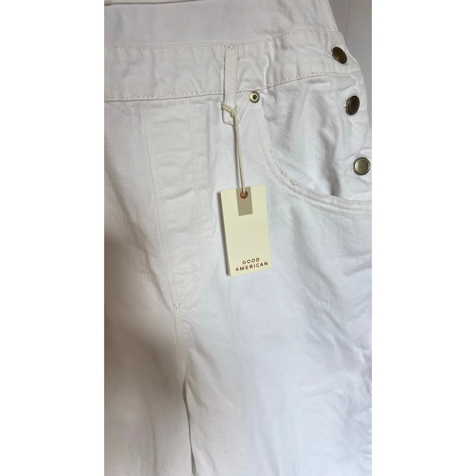 $159 NWT GOOD AMERICAN White Denim Bib Overalls Cropped Straight Leg Women 14 32 - Image 4