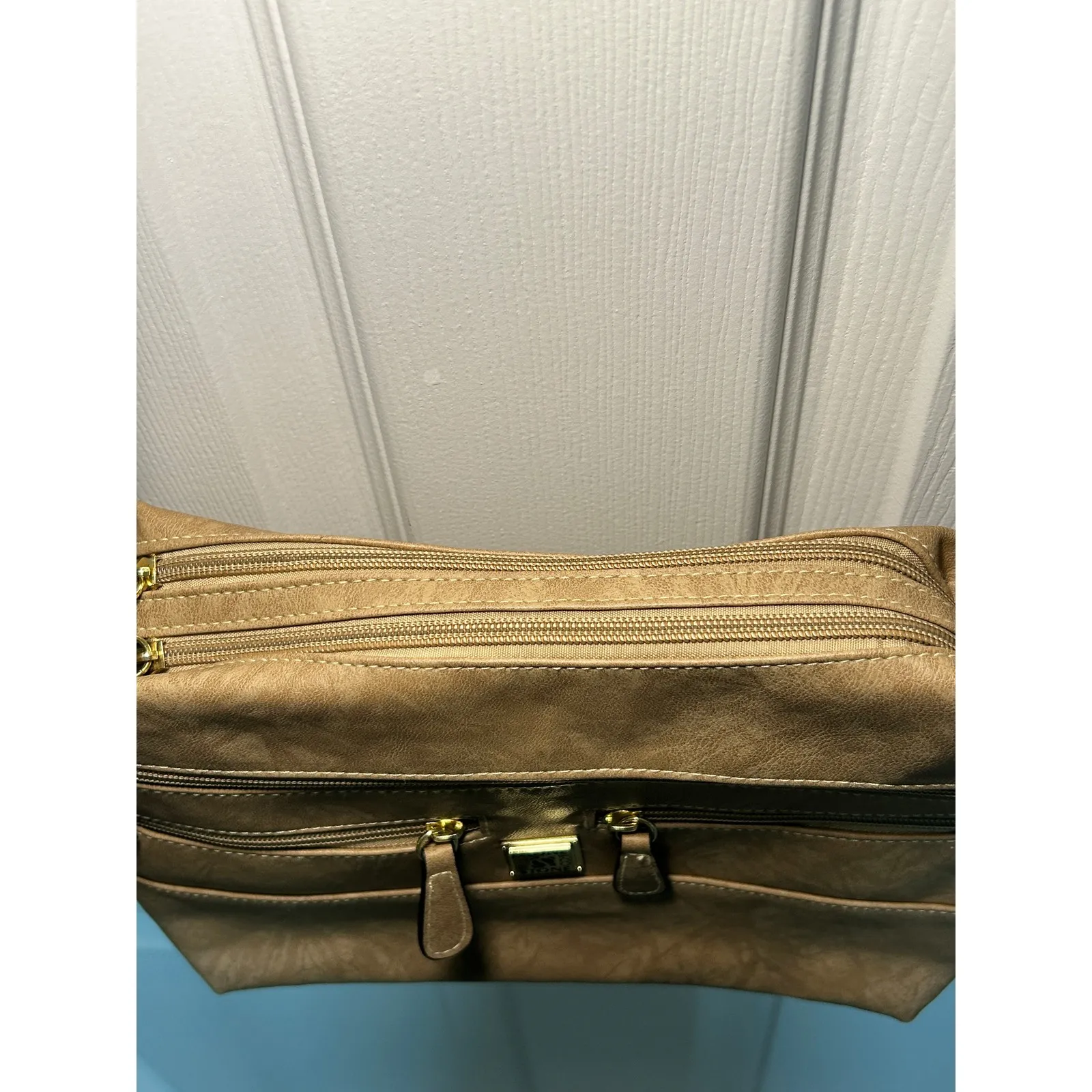 Stone & Co Crossbody Beige Tan Leather Shoulder Bag Multi Pocket‎ Travel Purse - Image 5