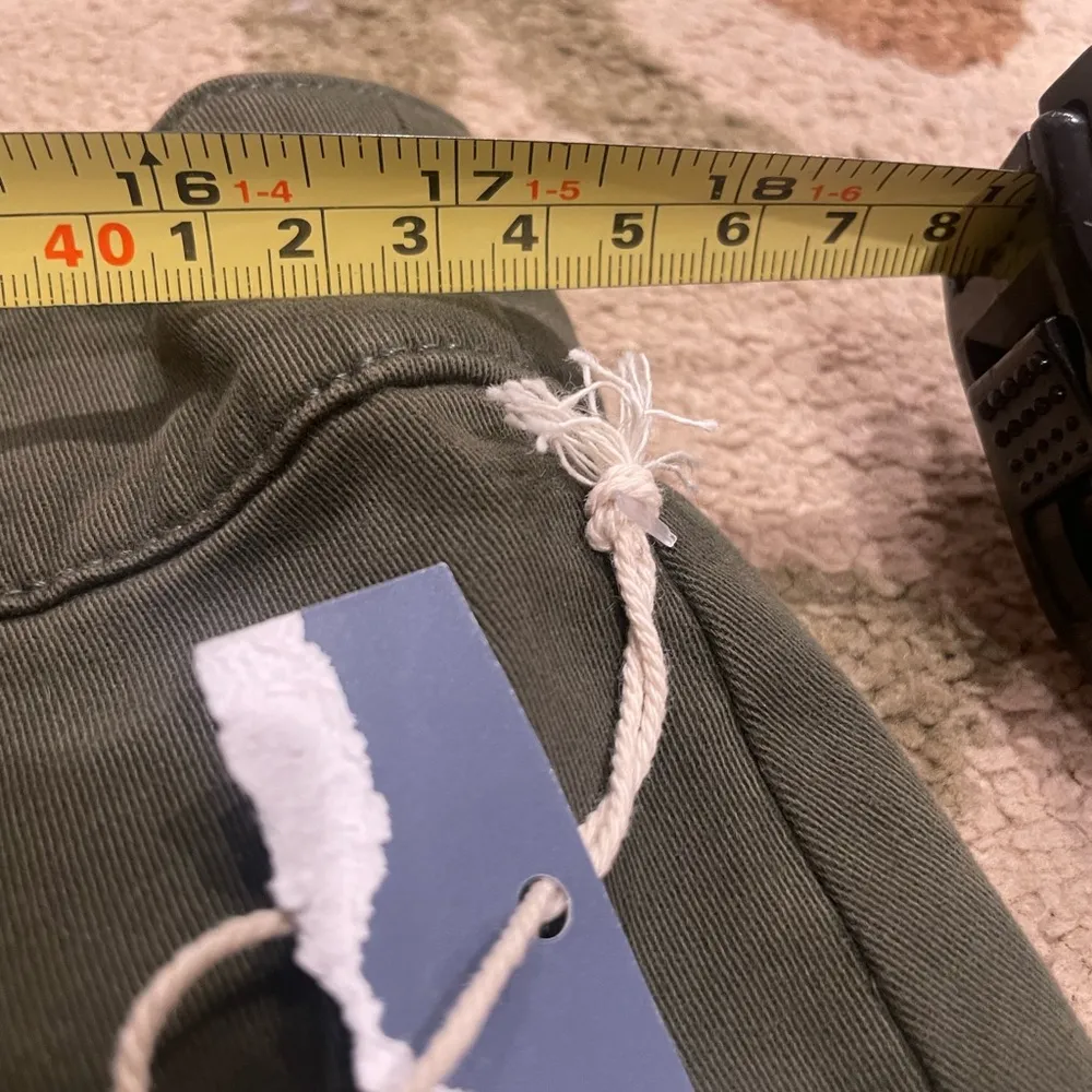 NWT! Universal Thread Petite Cropped Chinos - Image 6