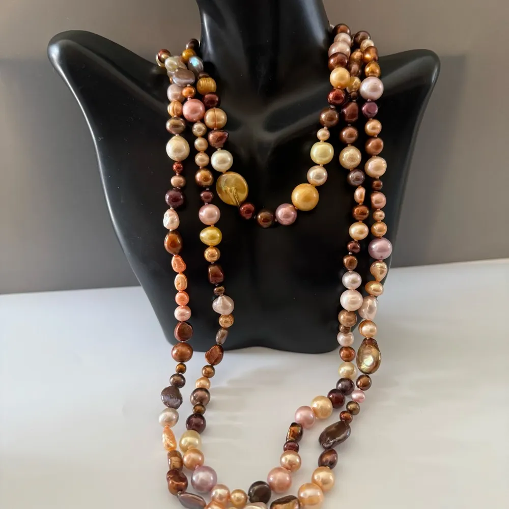 Estate Dyed Freshwater Pearl and Mother of Pearl Statement Necklace 32 inches🔥 Brown - Image 2