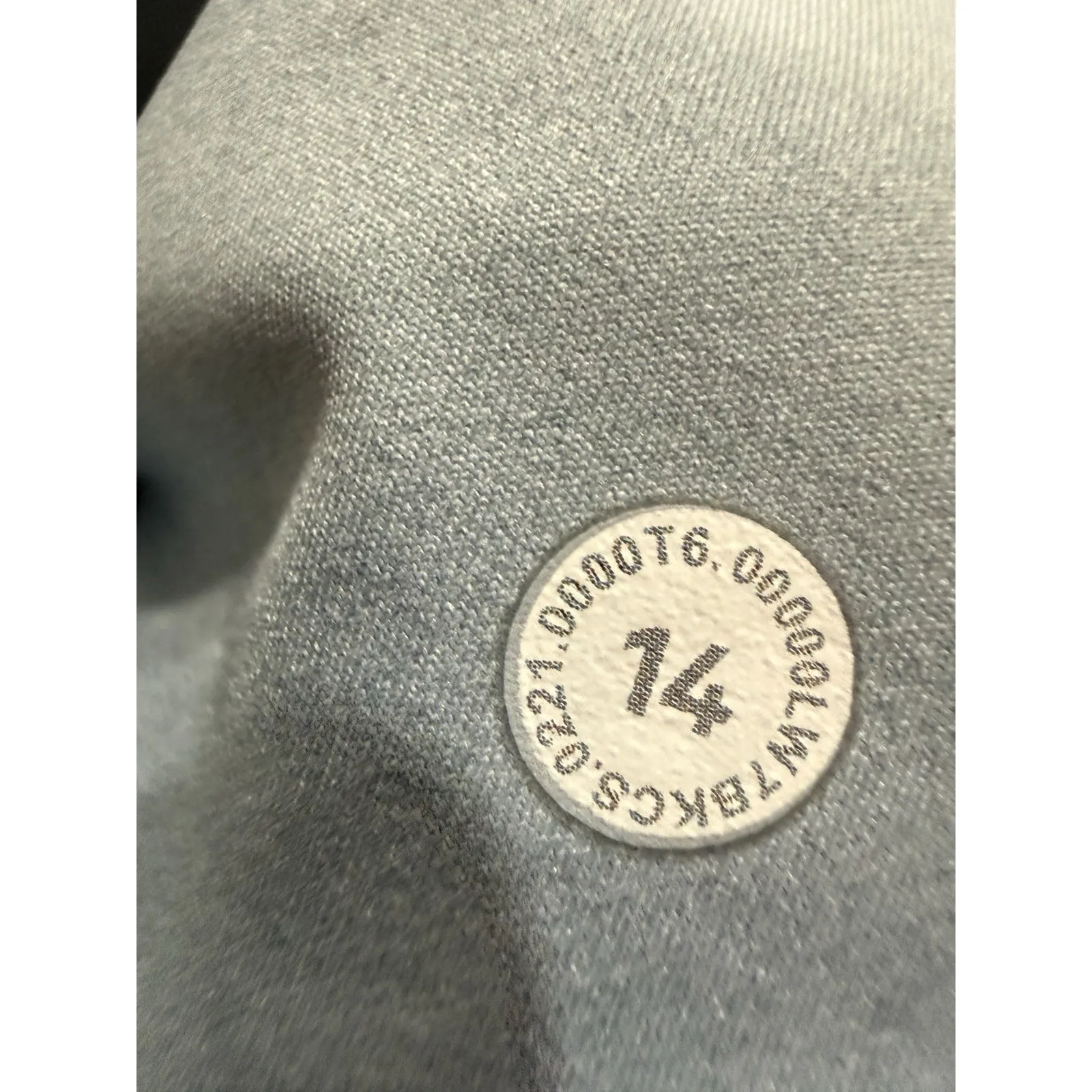 Lululemon Fast Free Short 10" City Grit White Blue Fog Women 14 Yoga Biker - Image 4