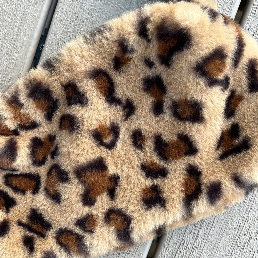 Furry Plush Leopard print Purse Small Shoulder Bag - Image 2