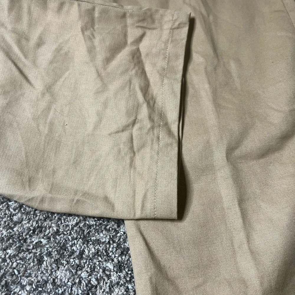 Princess Polly wide leg belted trouser pants size 4 - Image 9