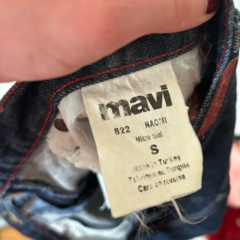 Mavi Jeans Vintage Y2K 90s  Naomi Denim Micro Mini Skirt in Dark Classic Wash - Image 9