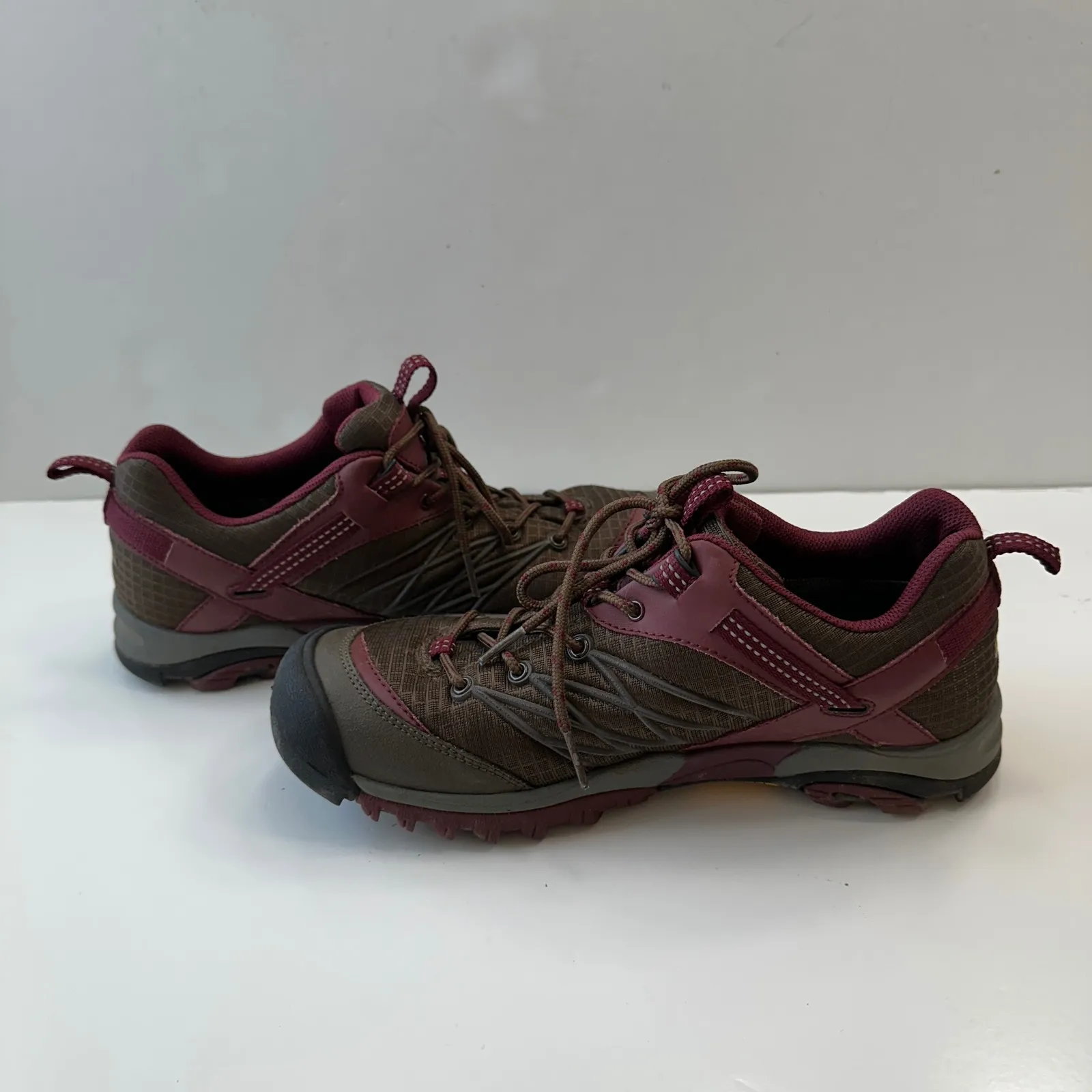 Keen Waterproof Hiking Trail Shoes Low Top Brown Burgundy Women's Size‎ 9 - Image 7