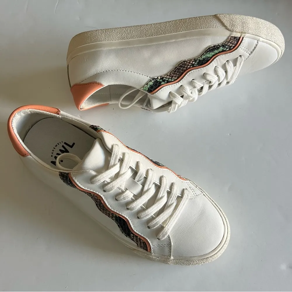 Madewell Sidewalk Low-Top Sneakers in Snake Embossed Leather. Size W 8.5, M 7. - Image 7