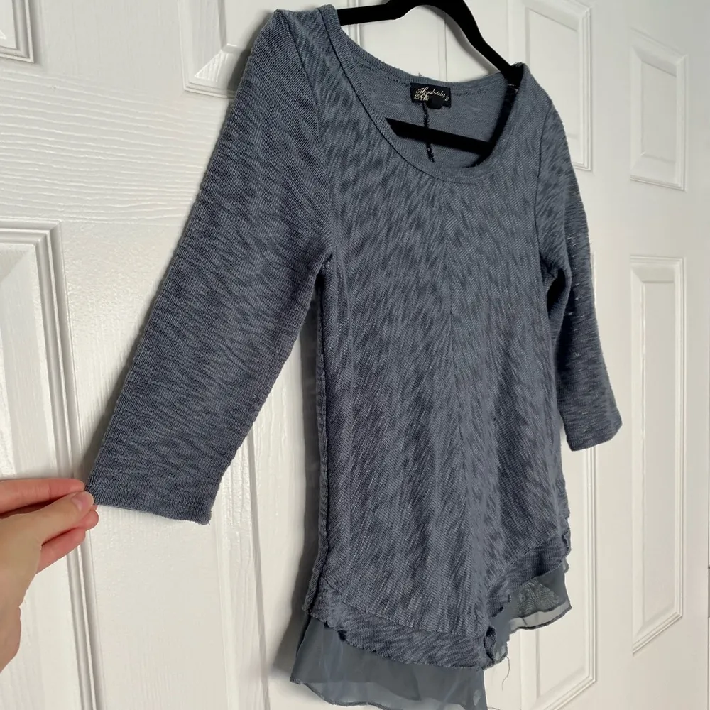 Absolutely Famous Gray 3/4  Sweater - Image 7