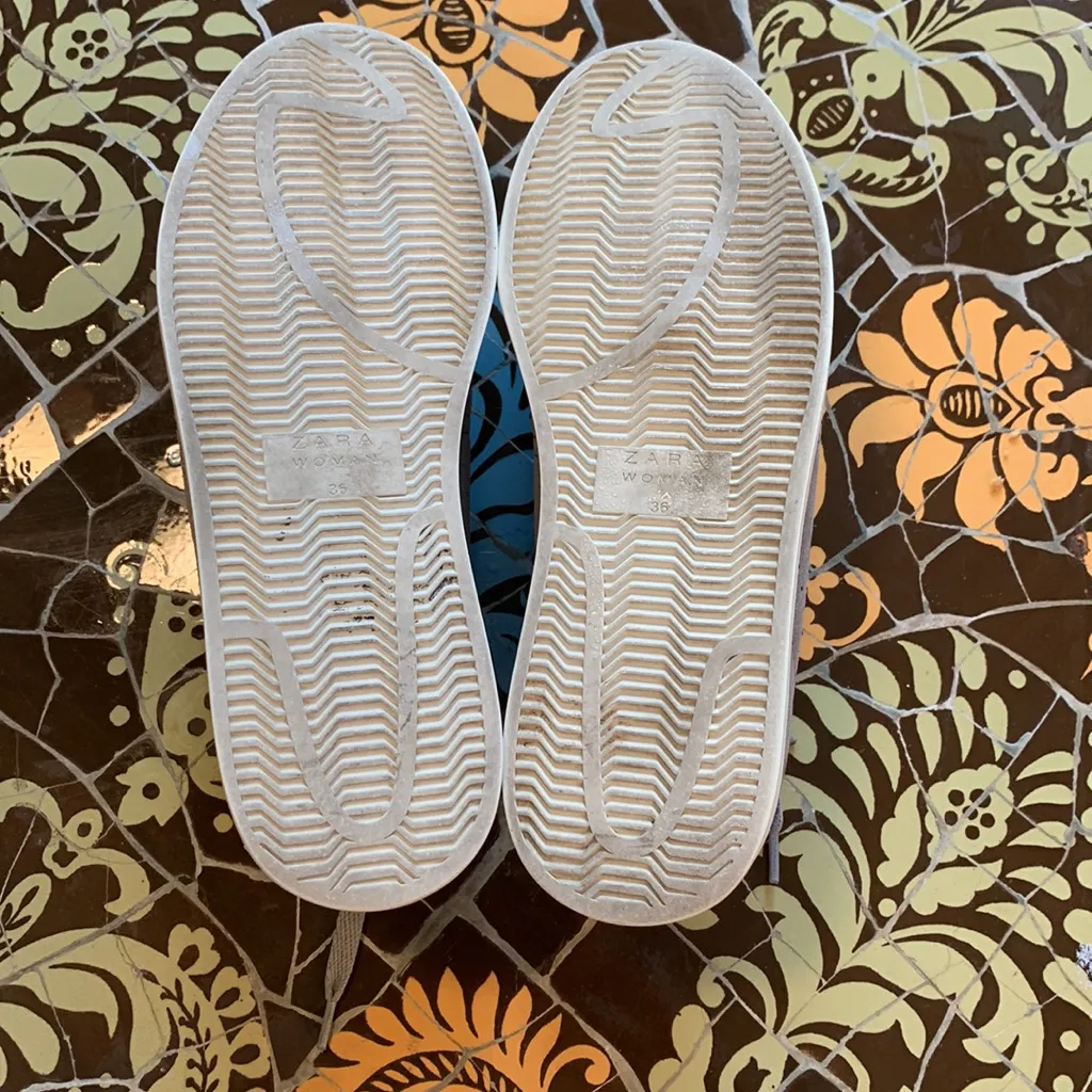 ZARA POM POM SNEAKER Sz: EU 36/US 5.5 - Image 4