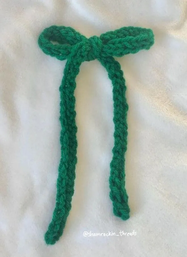kelly green knit hair bow - Image 4