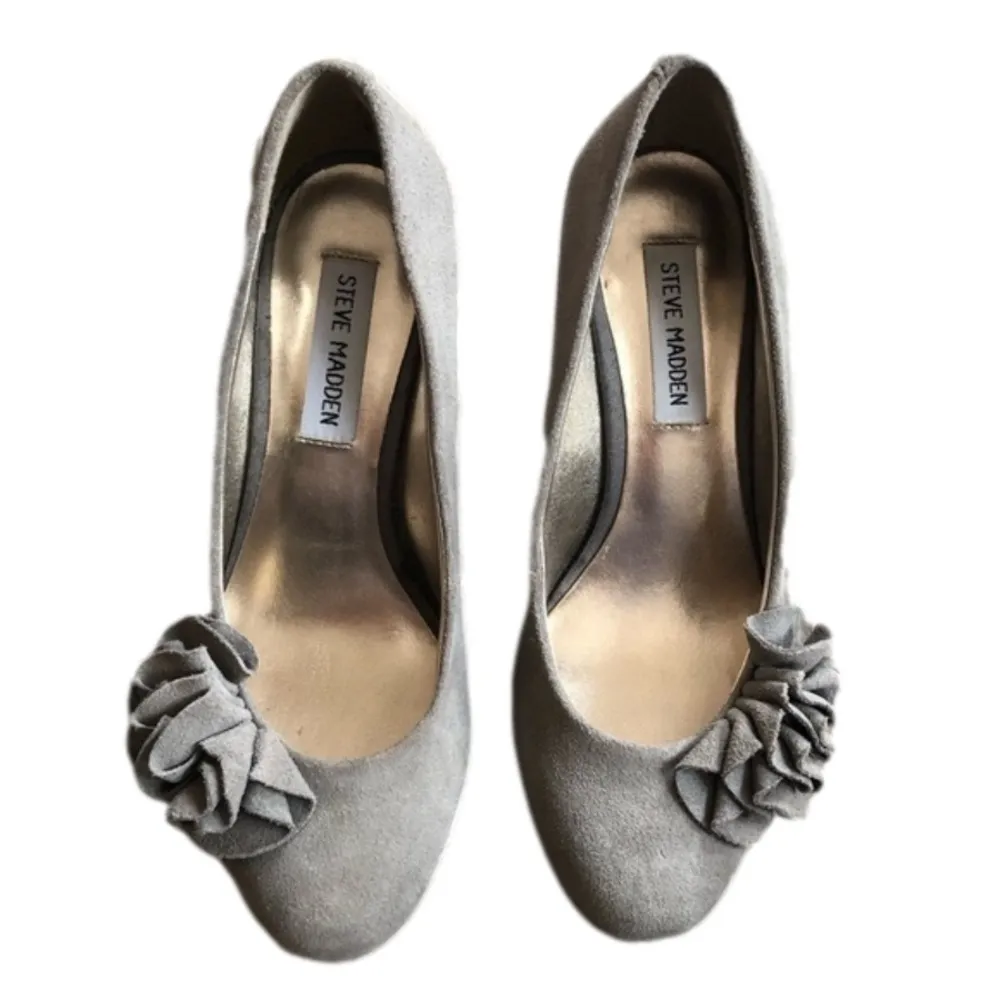 𝅺Steve Madden Preti grey suede leather heels size 6 - Image 8
