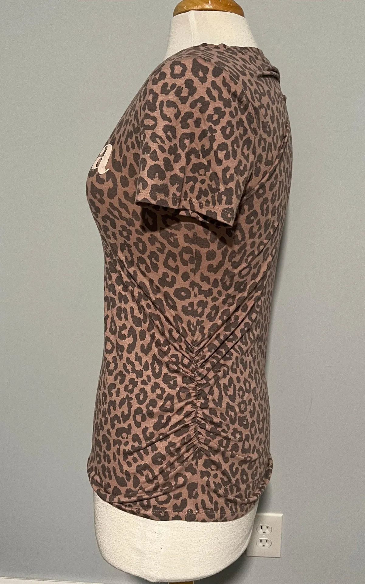 Maternity Animal Print Mama Love Tshirt - Image 3