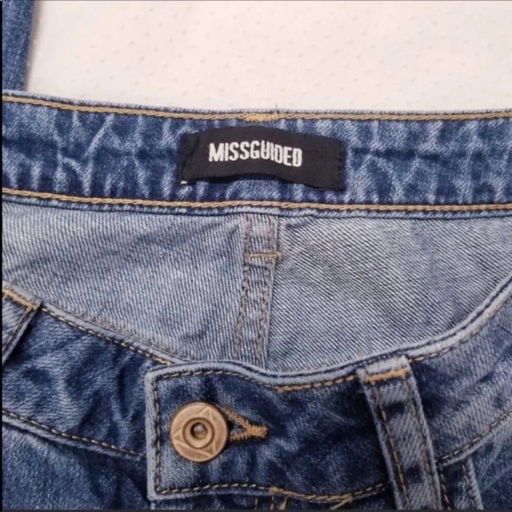 Missguided High Rise Destroyed Ripped Jeans - Image 3