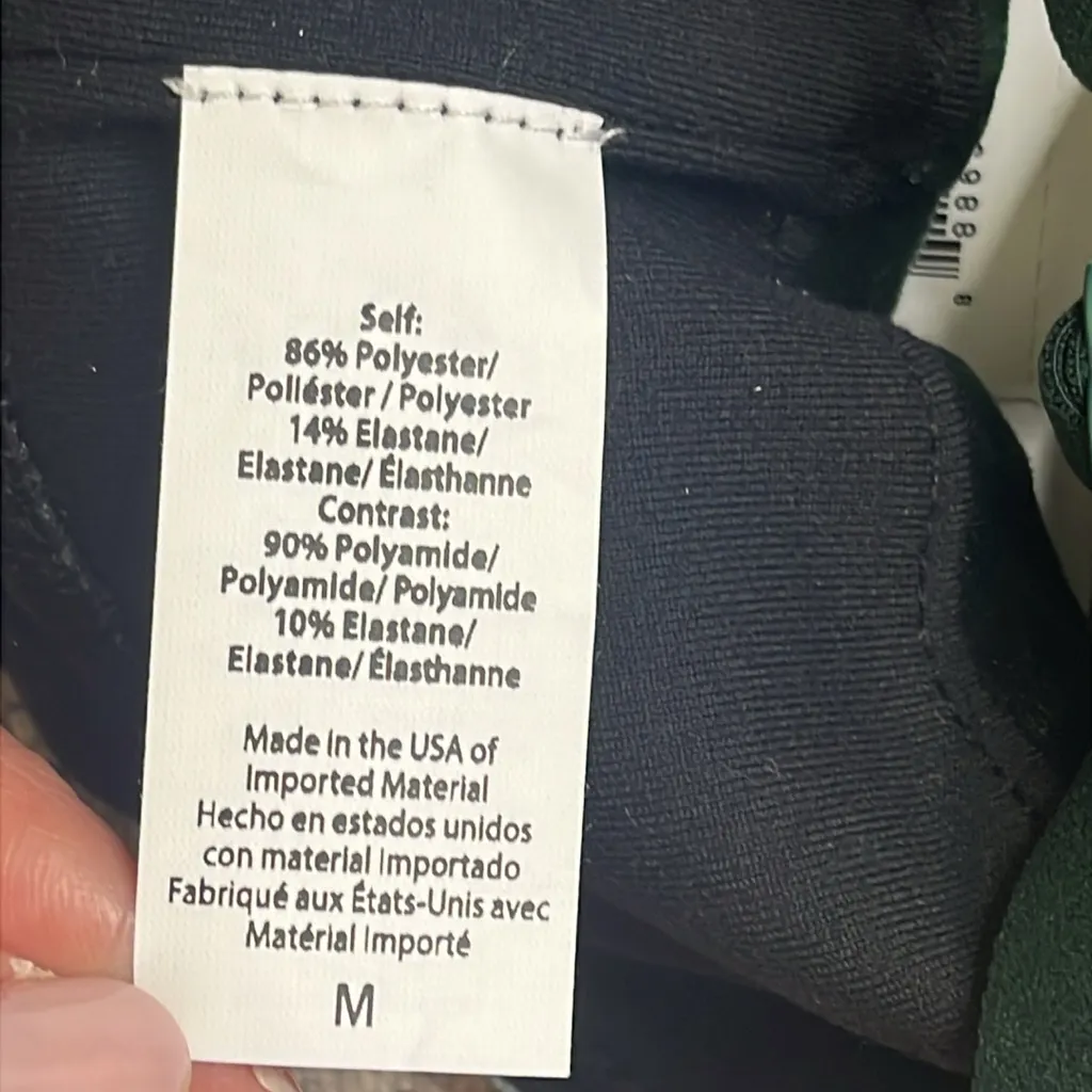 Beyond Yoga VIP Long Line Bra forest green velvet crisscross bra, size medium - Image 11