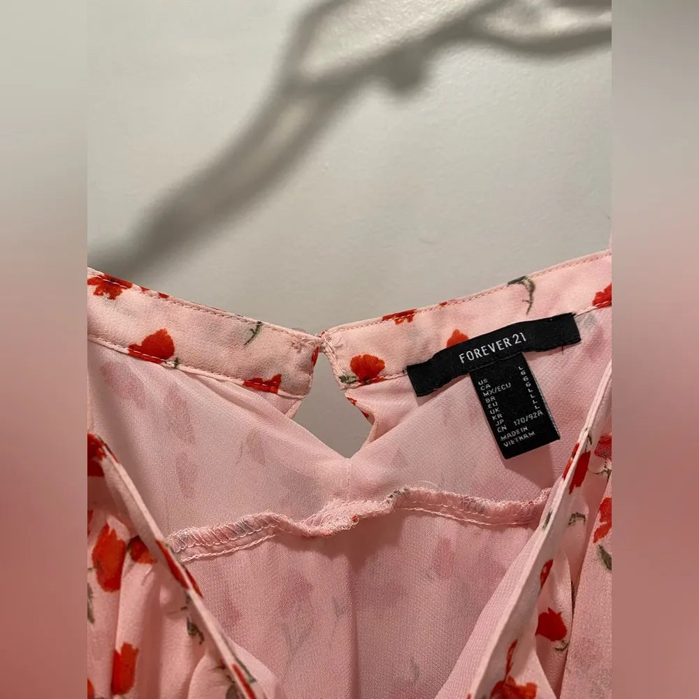 Pink & Red Floral Poppies Ruffled Long-Cropped Cami Tank Top - Size L - Image 3