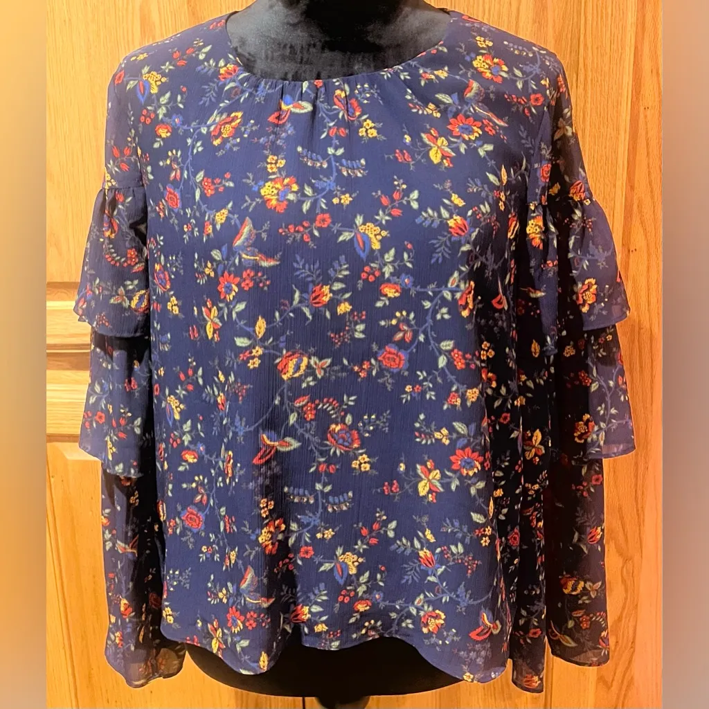 Madewell Ruffle-Sleeve Top Blouse in Climbing Vine Navy Blue Floral‎ Size Medium - Image 5