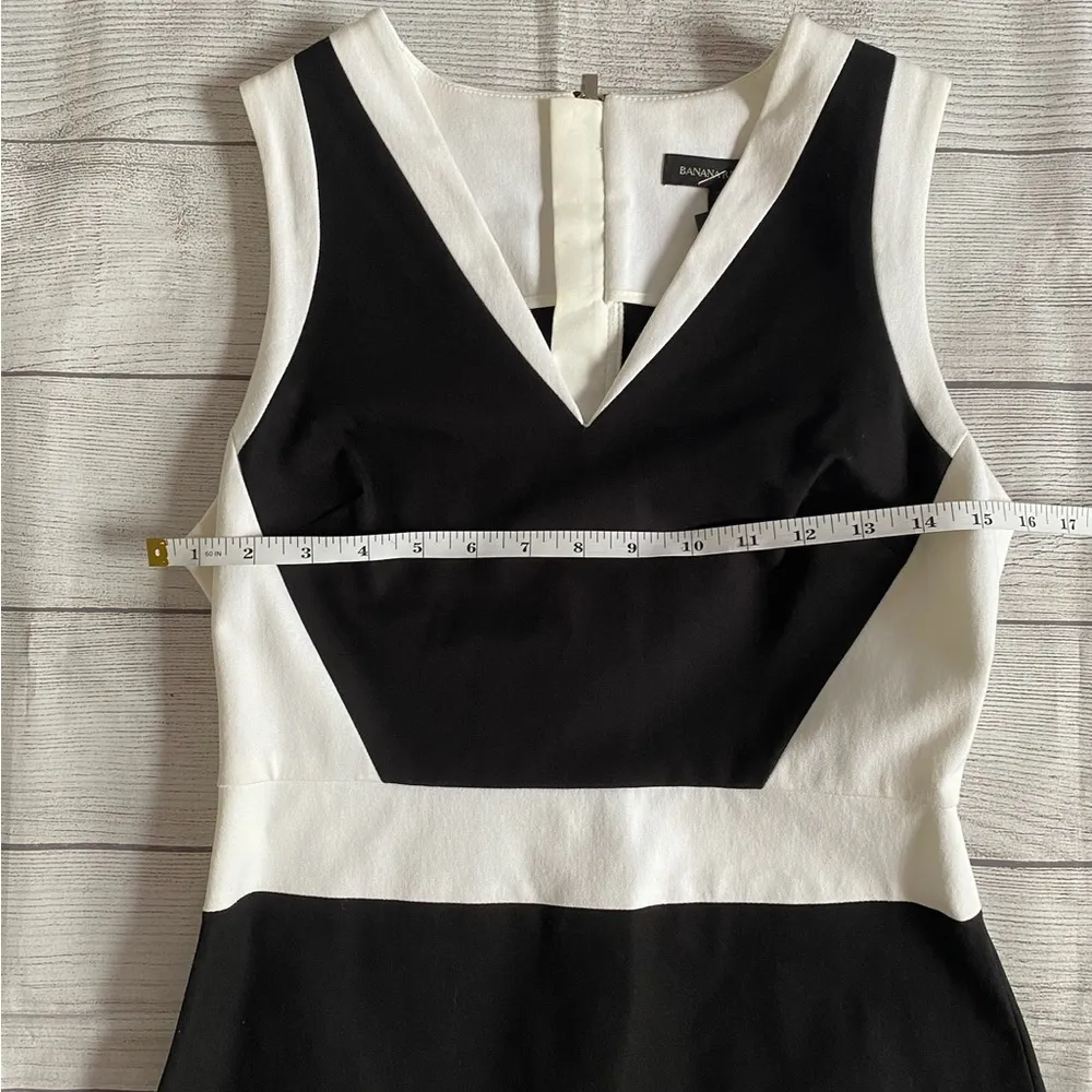 NWT Banana Republic Black and White Sloan Sheath Dress 8P - Image 8