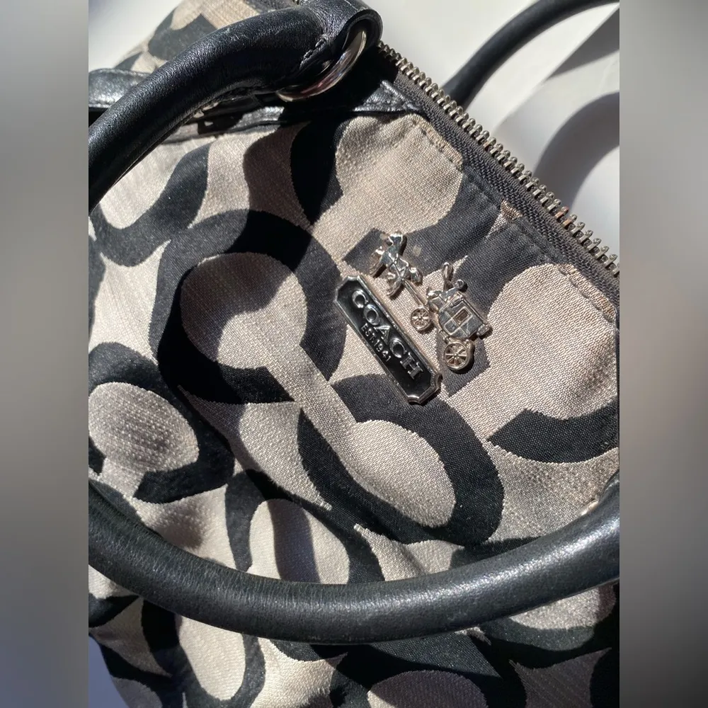 Coach Vintage Classic  bag - Image 9