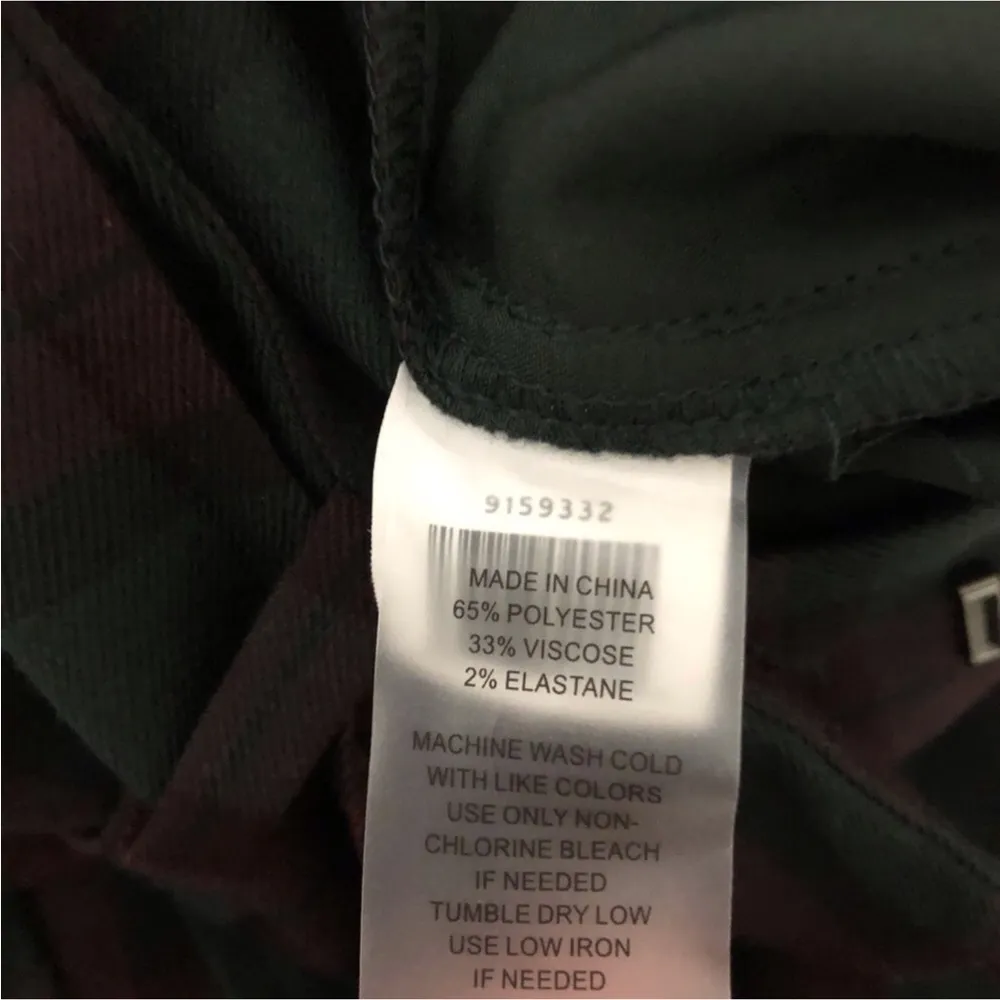 Vince Camuto Plaid Cropped Pants - Image 4