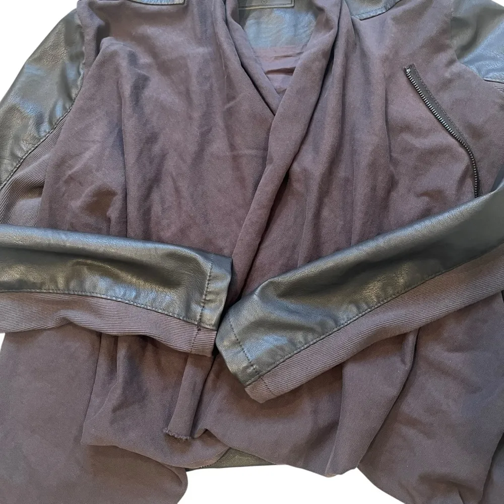 Blank NYC Private Practice Jacket Mixed Media Draped Faux Leather Grey, Sz M - Image 12