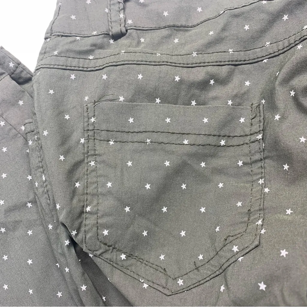 Green Star Patterned Pants Size XL - Image 9