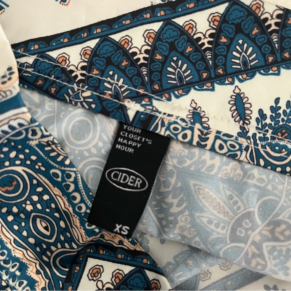 CIDER Satin Pants BoHo Mixed Print Wide Leg High Waist Lounge Style Size XS - Image 4