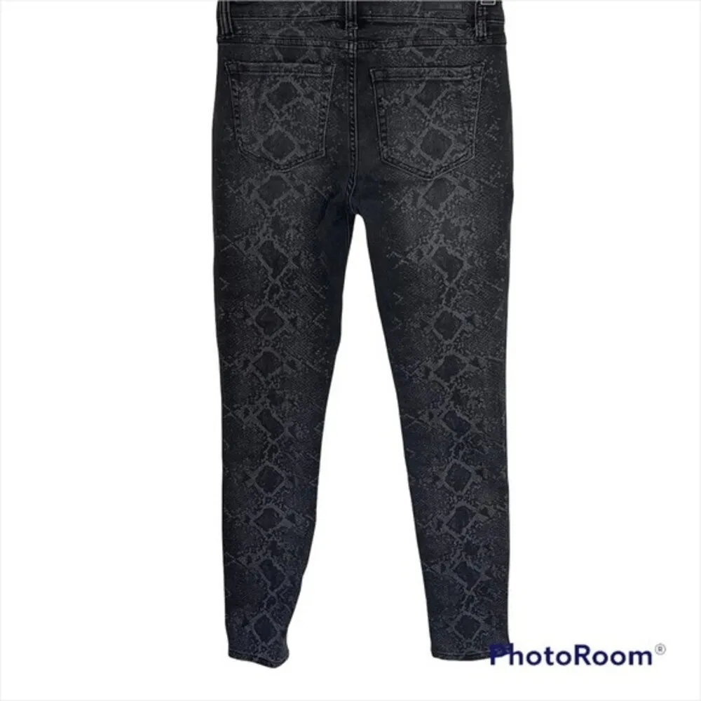 Miss Me Skinny Black Python Denim Size 25 - Image 2