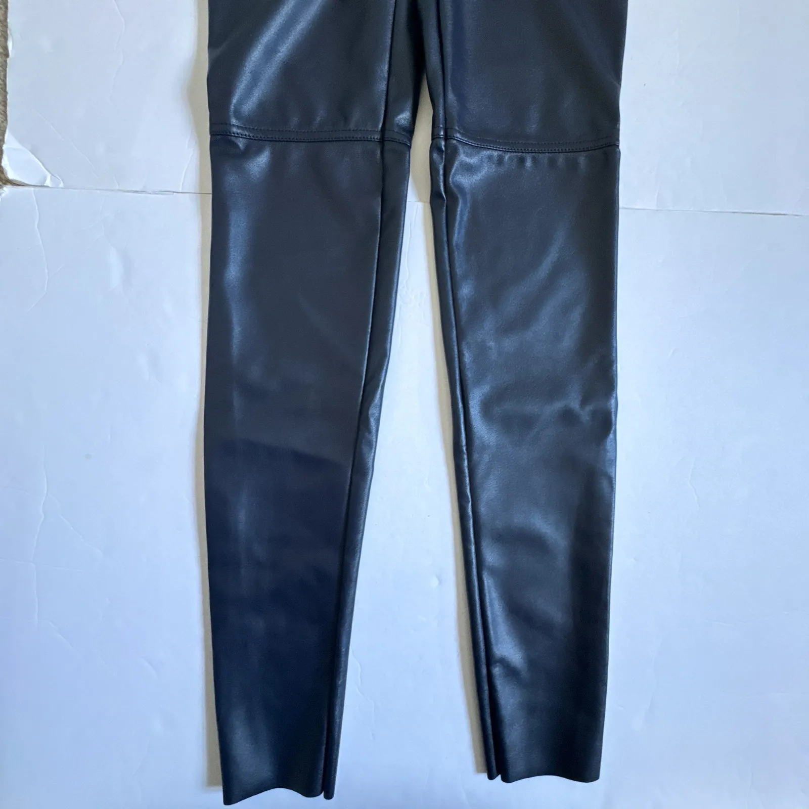 Wolford New Estella Navy Faux Leather Leggings size 36/ US 6 Blue - Image 7