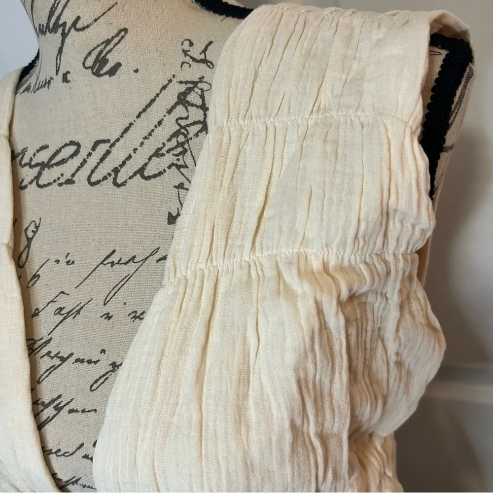 Cider V-Neck Ruffle Crop Cami Top - Image 3