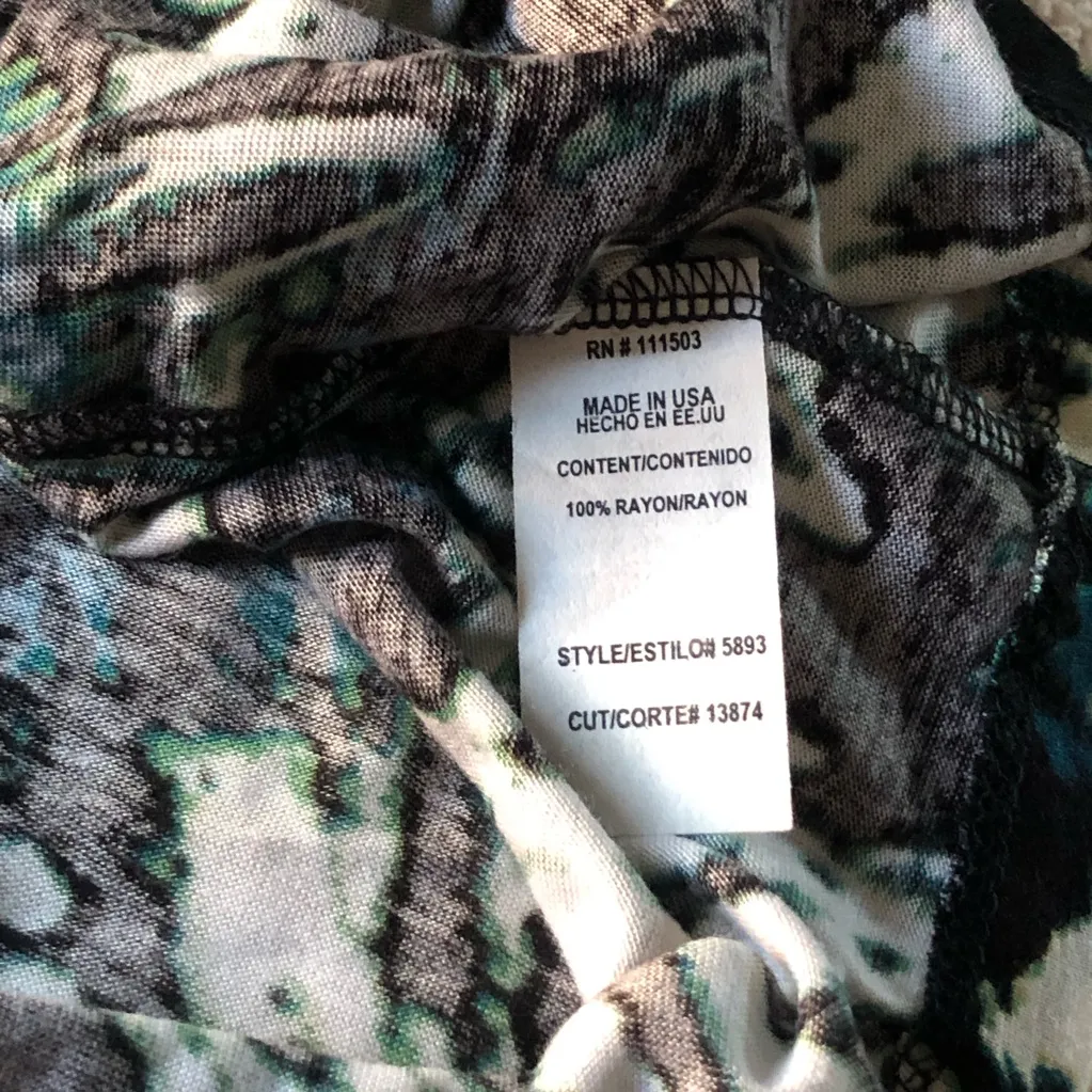 Lily White NORDSTROMS Tie-Dye Rayon/Spandex Racerback Tank Top - NWT! - Image 4