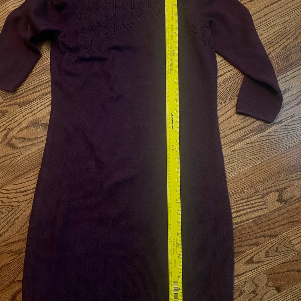 J McLaughlin Burgundy - Plum Eyelet Knit Cotton Sweater Shift Dress Size M - Image 7