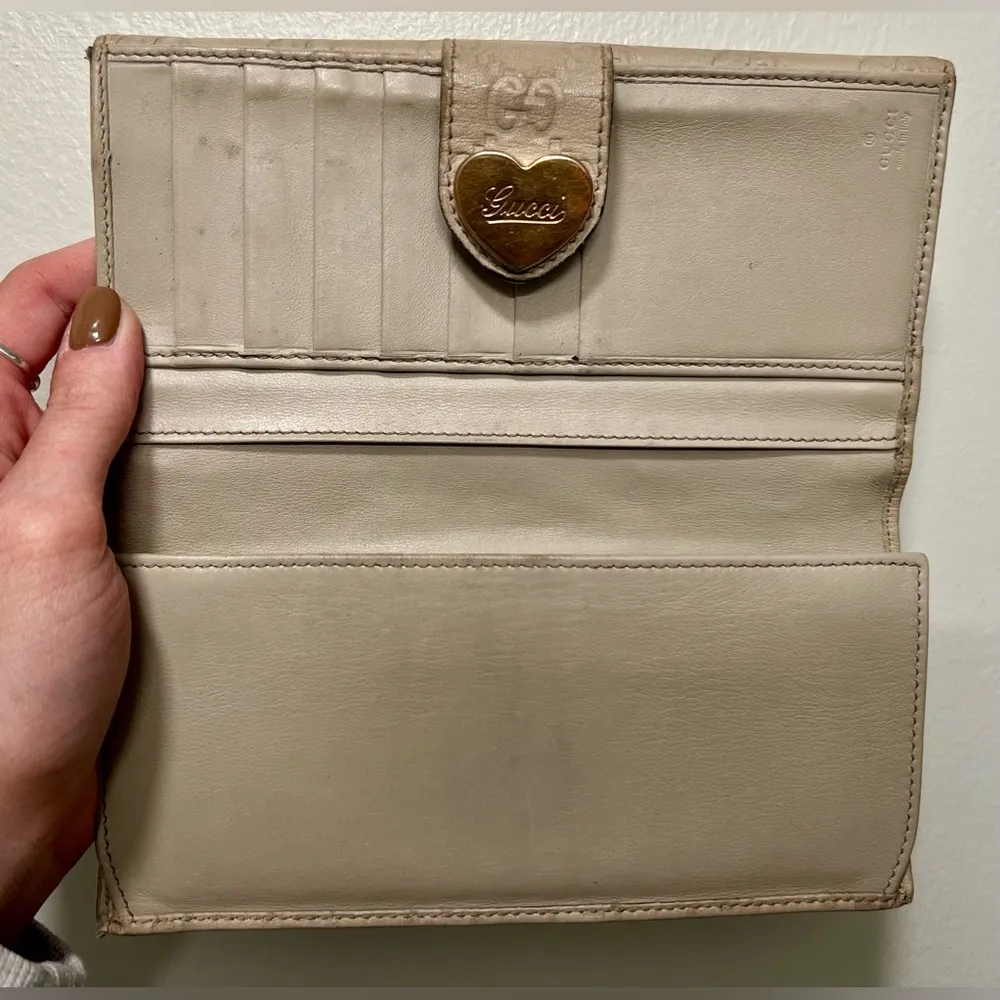 Gucci Guccissima Leather Engraved Heart Continental Wallet | Ivory - Image 8