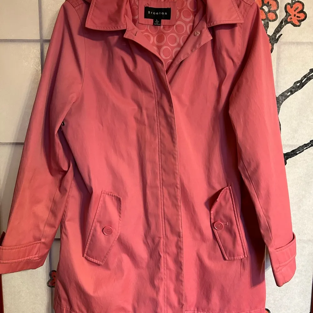 Fun Pink Raincoat with Hood to Keep you Warm, Dry & Happy on ☔️ Days Size L - Image 3