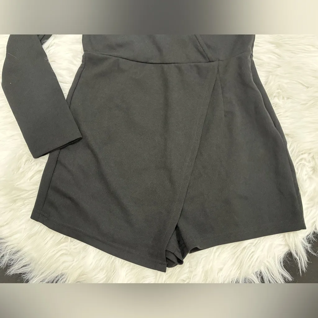 Elegant Black One Shoulders Romper Size S - Image 5