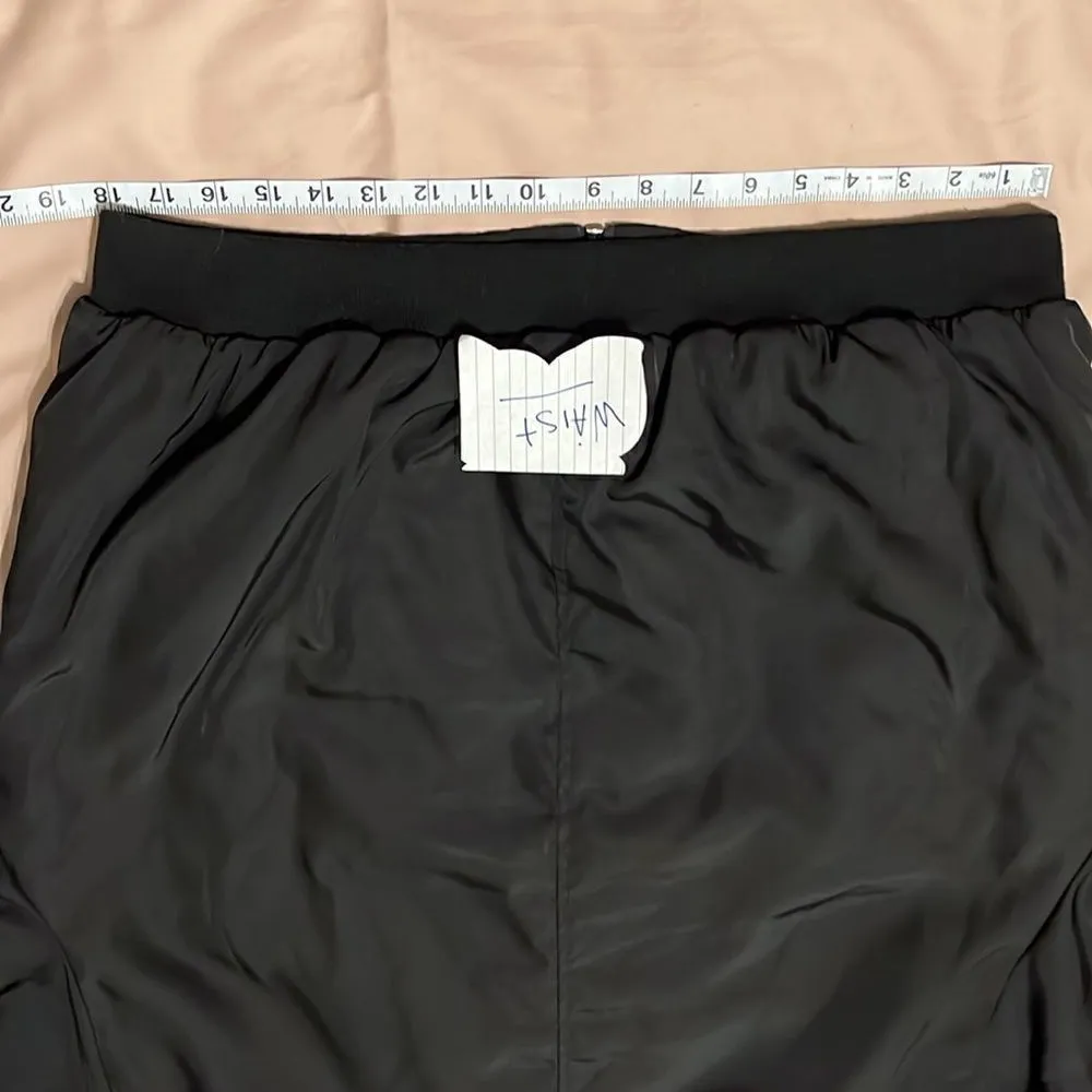 Article size M black with orange lining zip front bomber jacket EUC Size M - Image 14