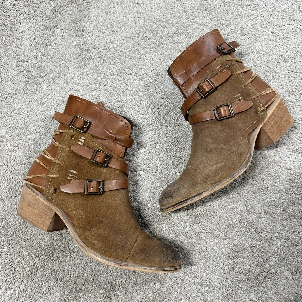 Roan by Bed Stu Women’s Jag Suede Leather Ankle Boots Distressed in Dark Tan 8 Brown - Image 3